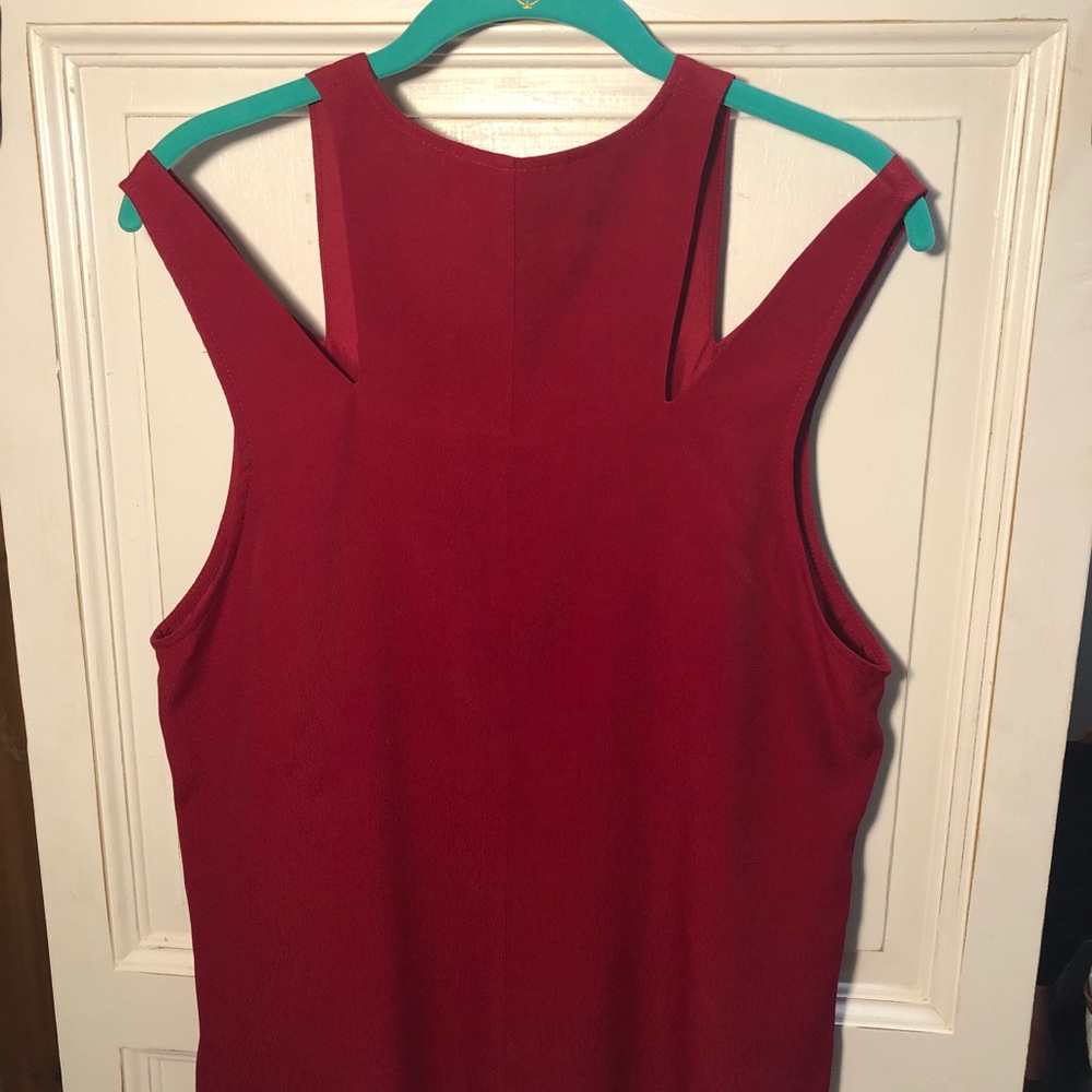 Red Top - Picture 2 of 5